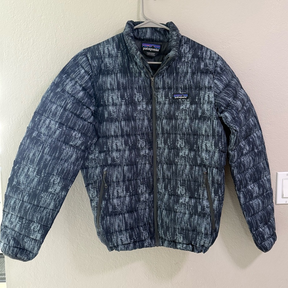 Patagonia Down Sweater Jacket Men’s Small Black Gray Print